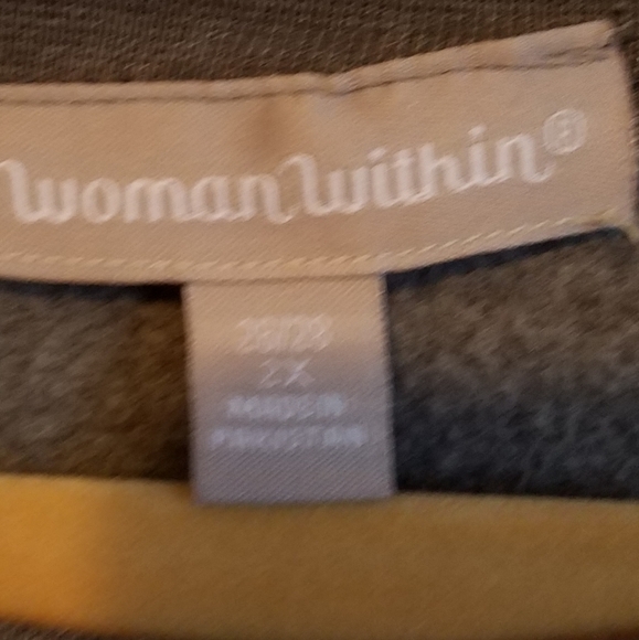 Womans plus sweatshirt - Picture 2 of 2